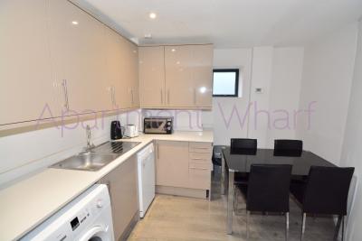 Ensuite double room room to rent in Canary Wharf