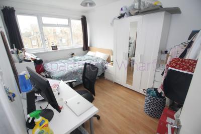 Double Room - Single use room to rent in All Saints