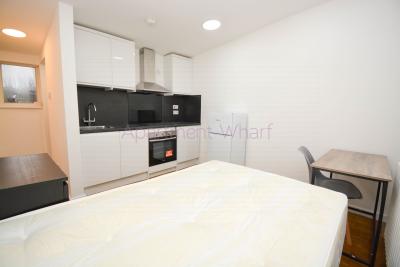 whole premises  apartment to rent in Canning Town