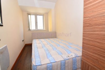 Double Room - Single use room to rent in Canary Wharf