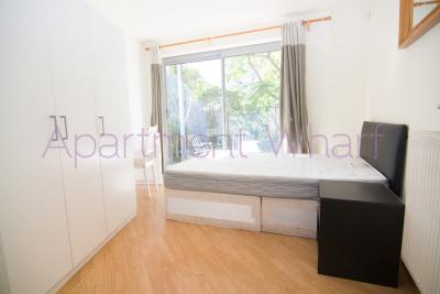 Double Room - Single use room to rent in All Saints