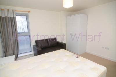 Double Room - Single use room to rent in All Saints