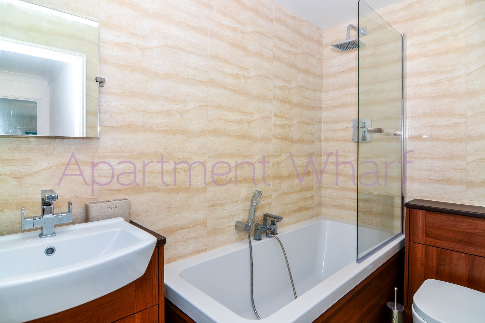 whole premises photo 7