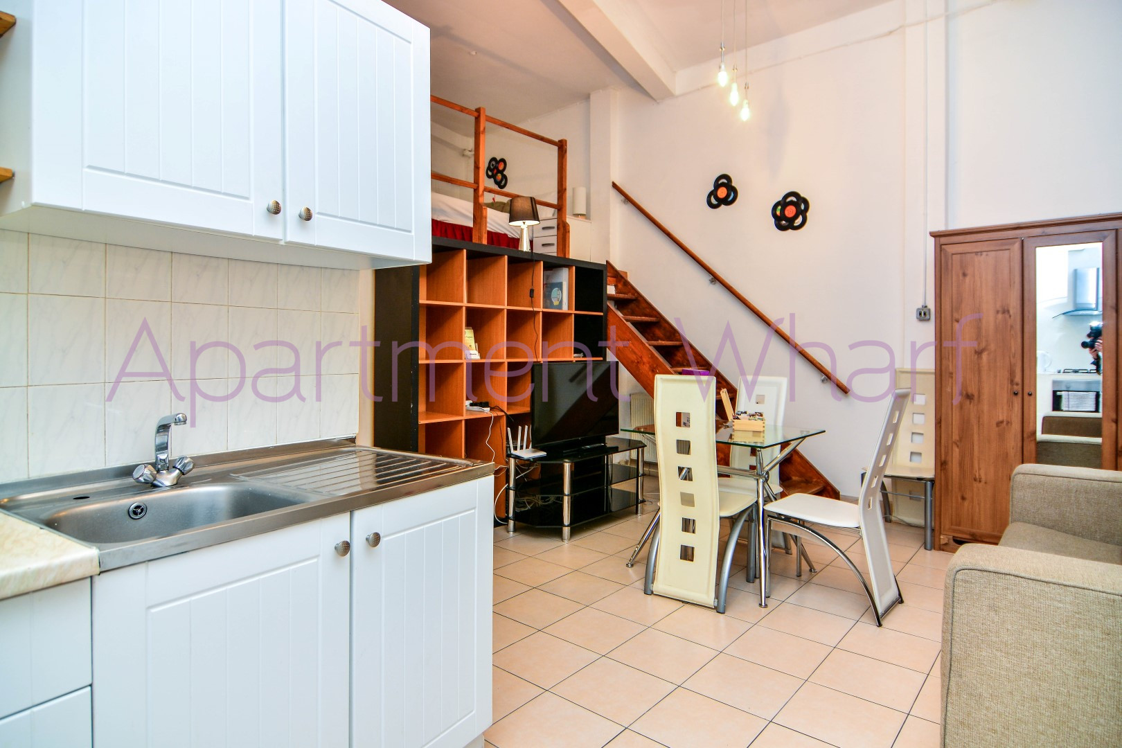 Apartment photo 7