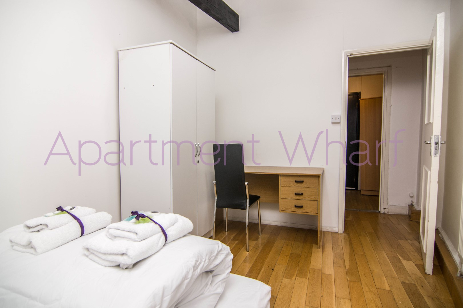 Apartment photo 8