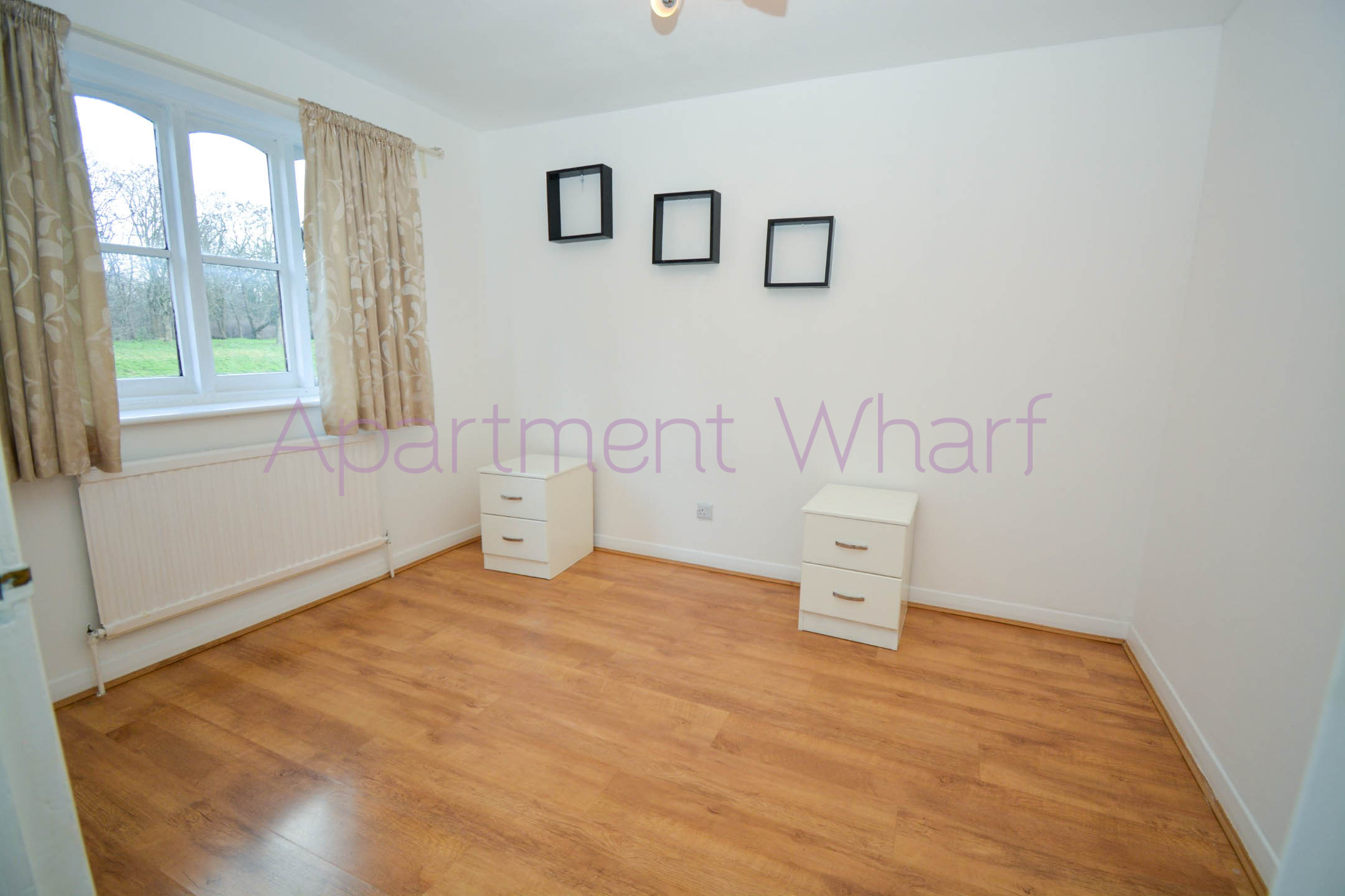 whole premises photo 15