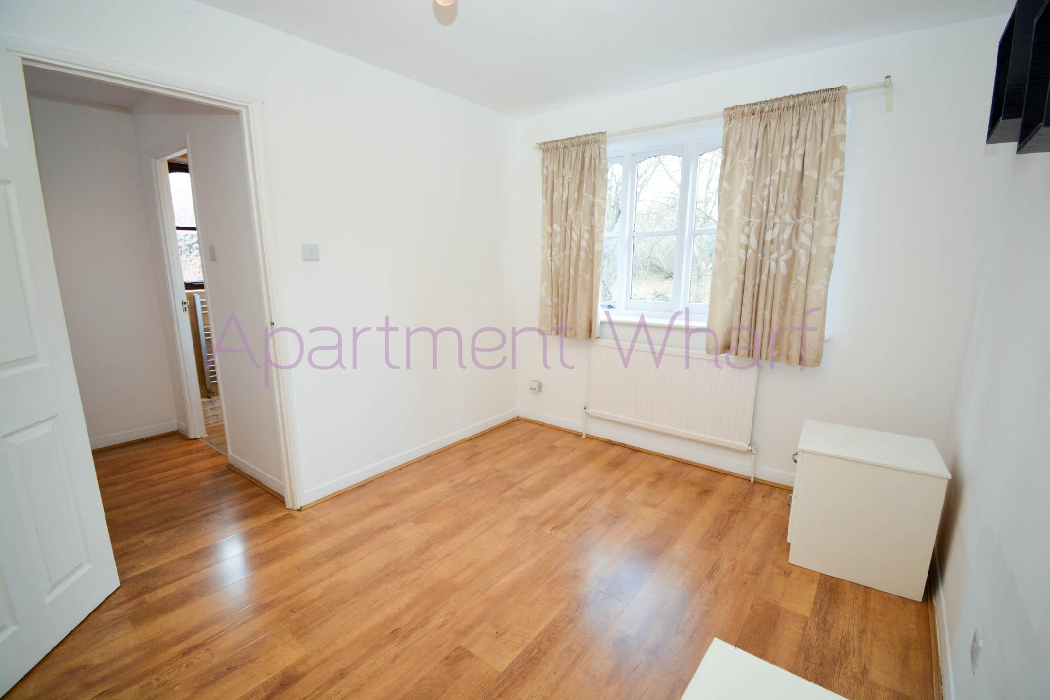 whole premises photo 14