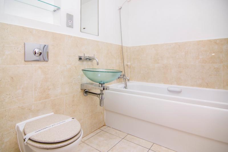 Double Room - Single use