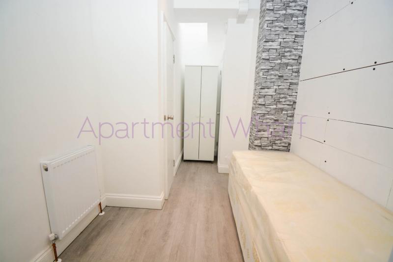Ensuite Single room
