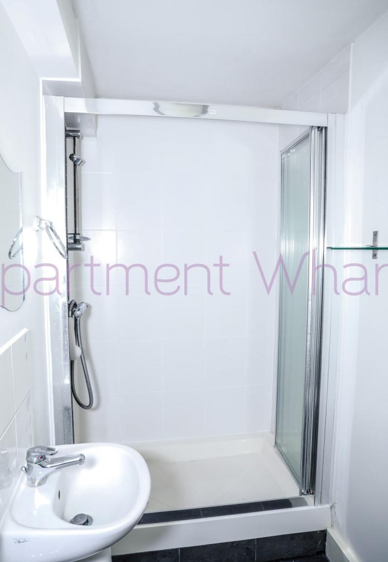 Ensuite single room