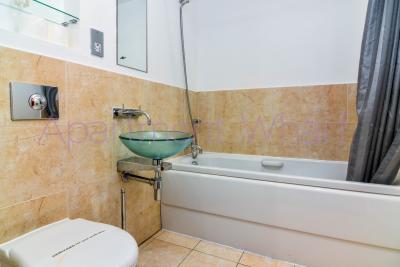 Ensuite double room photo 5