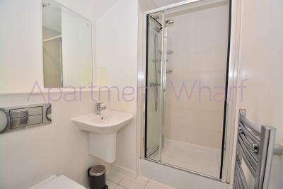 Ensuite double room photo 8