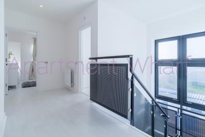 En-suite double room - single use photo 14