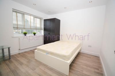En-suite double room - single use photo 2