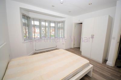 En-suite double room - single use photo 2