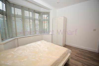 En-suite double room - single use photo 3
