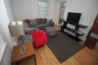 En-suite double room - single use photo 7