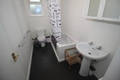 Double Room - Single use photo 4