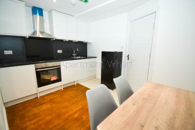 En-suite double room - single use photo 5