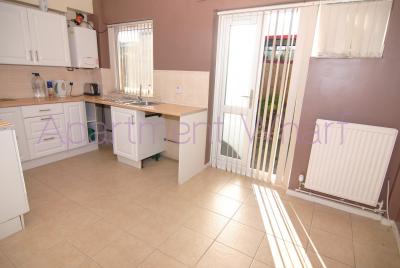 Ensuite Single room photo 9