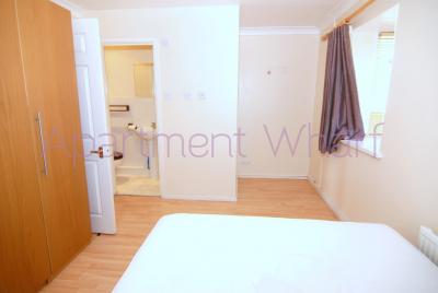 Ensuite Single room photo 2