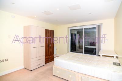 Ensuite double room photo 1