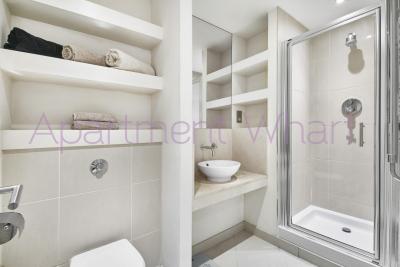 Ensuite double room photo 5