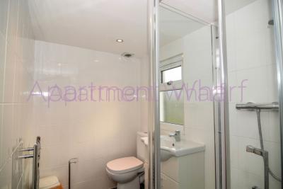 Ensuite double room photo 3