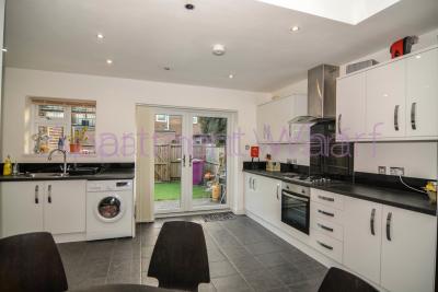 Ensuite double room photo 5